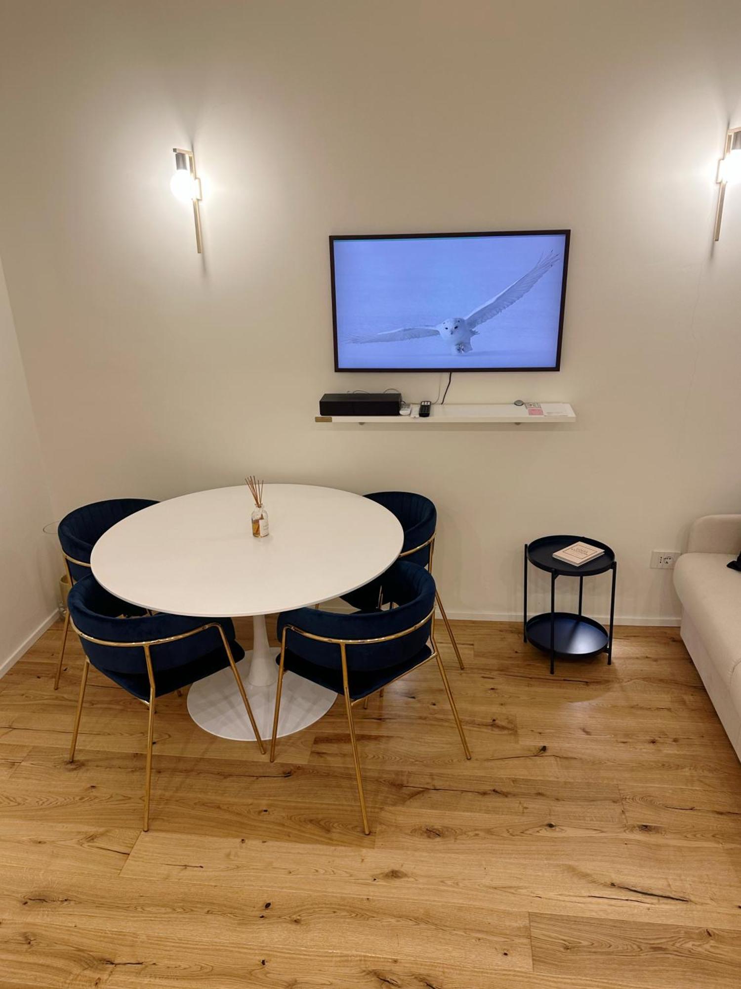 Private Apartment With Wi-Fi Milano City Near Duomo Atena Ngoại thất bức ảnh