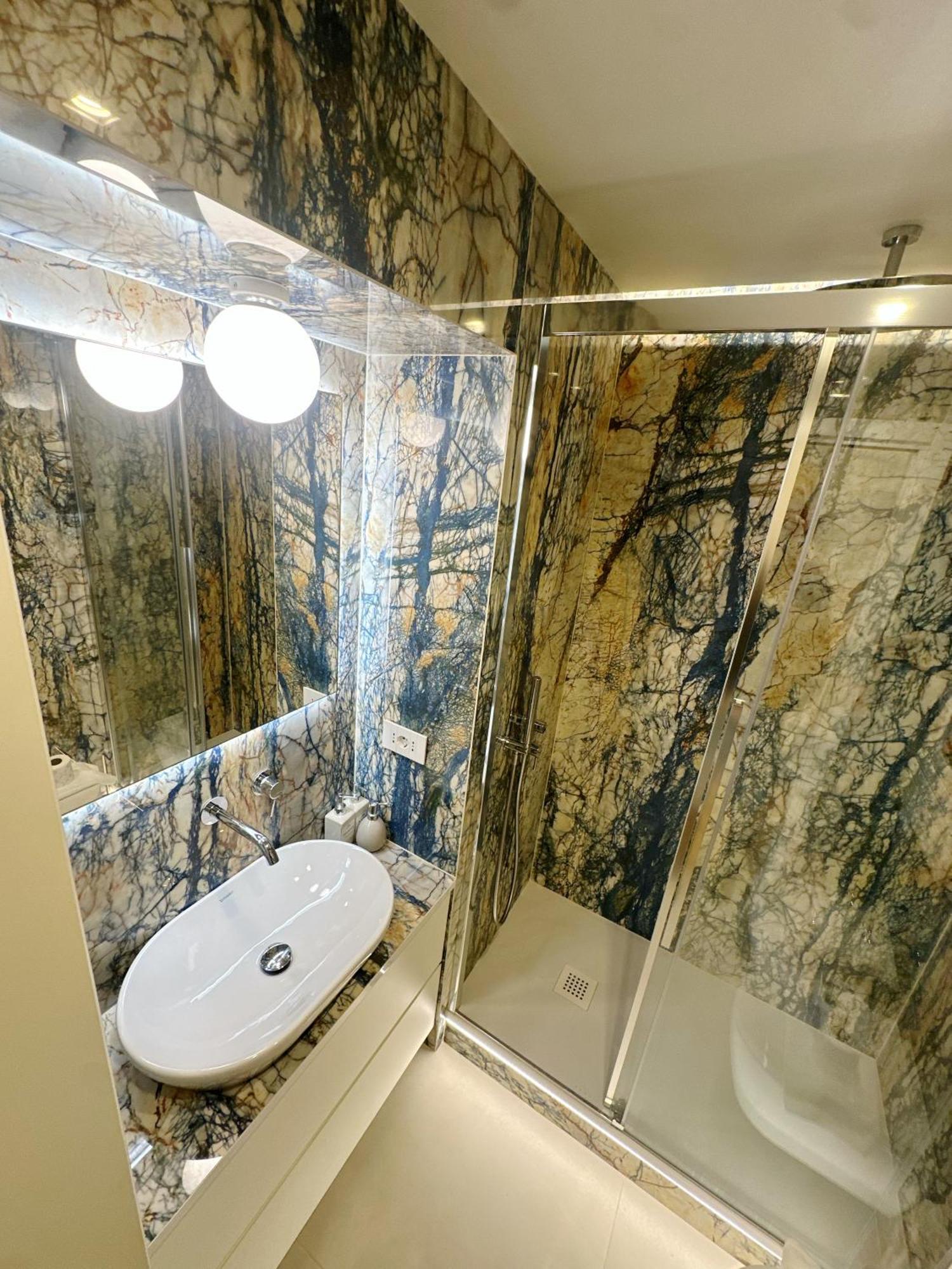Private Apartment With Wi-Fi Milano City Near Duomo Atena Ngoại thất bức ảnh